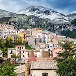 Vista Mari Gratteri