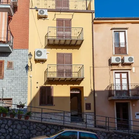 Vista Mari Apartment Gratteri