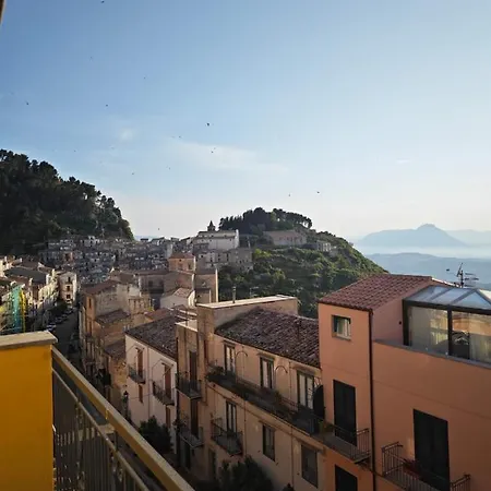 Vista Mari Gratteri